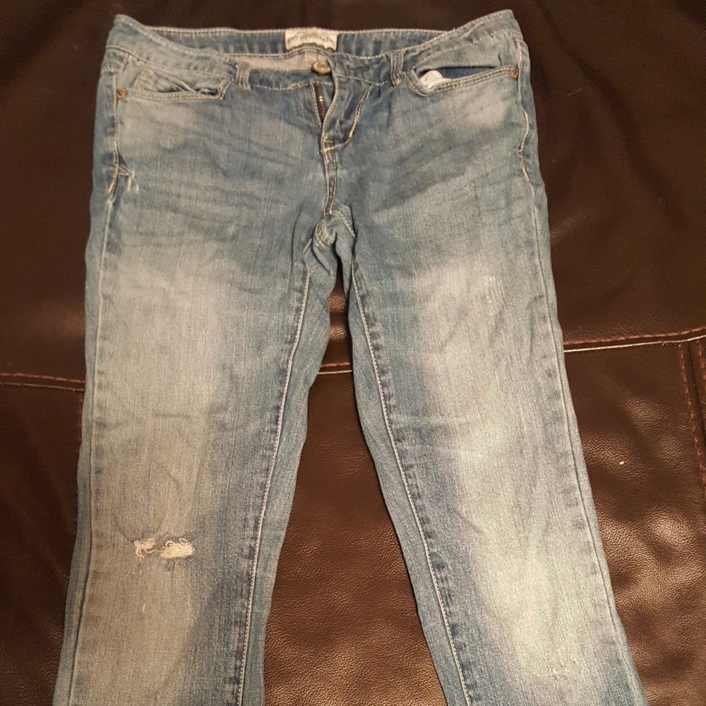 Cute girls skinny stretch jeans